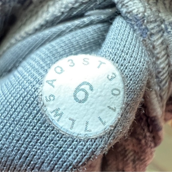 LULULEMON Wunder Under Hi-Rise 7/8 Tight Luon Arrow Jacquard Grey White Size 6 - Picture 5 of 9